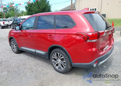 2018 Mitsubishi Outlander Es z USA, uszkodzony, nr VIN JA4AD2A34JZ037718